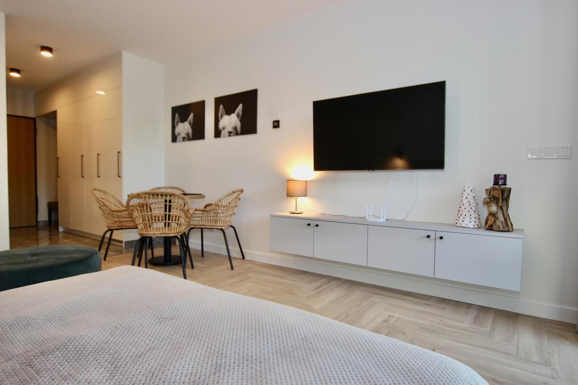 Solaris Apartment